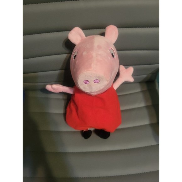 Peppa the Pig Hug n Oink Talking Plush - Picture 2 of 4